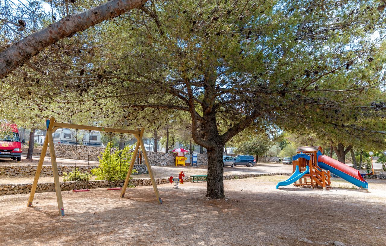 Victoria Mobilehome Jezera Village Holiday Resort Exterior foto